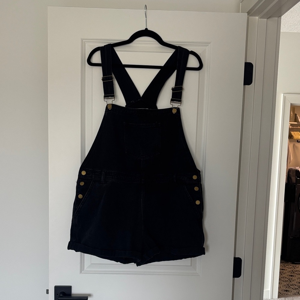 Petal & Pup Black Denim Shortalls with Front Pocket